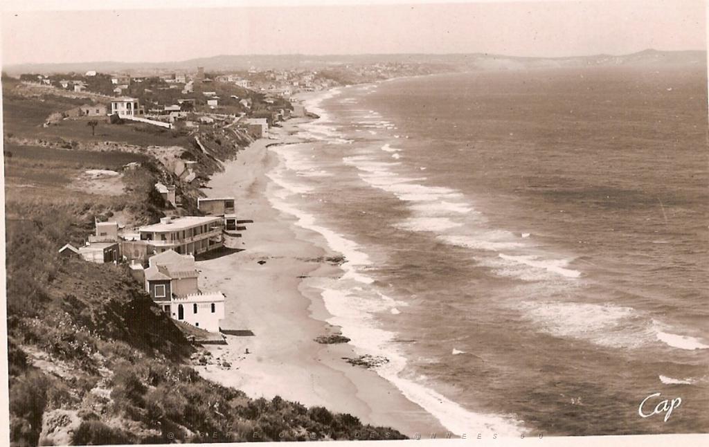 ORAN AVANT 62 DU ROCHER DE LA VIEILLE A CAP FALCON.JPG